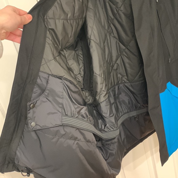COPY - The North Face Men's Black Blue Goldmill Insulated Ski Parka Jacket size… - Picture 12 of 16